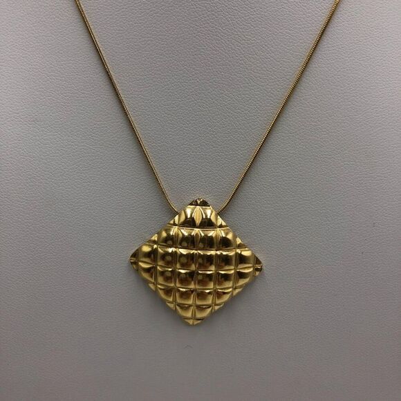 18K Gold Plated Women's Modern Texture Abstract Art Necklace Hypoallergenic - Picture 8 of 12